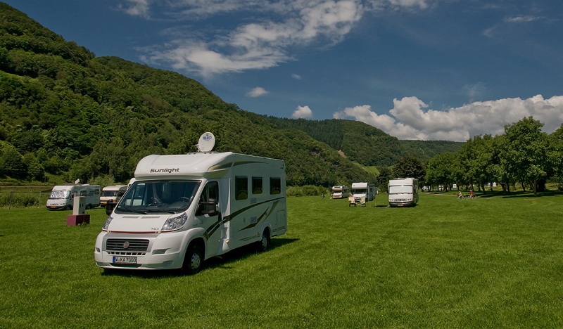 Mosel 07-2012D35_8771 als Smart-Objekt-1 Kopie.jpg - Schöner geräumiger Stellplatz in Engkirch